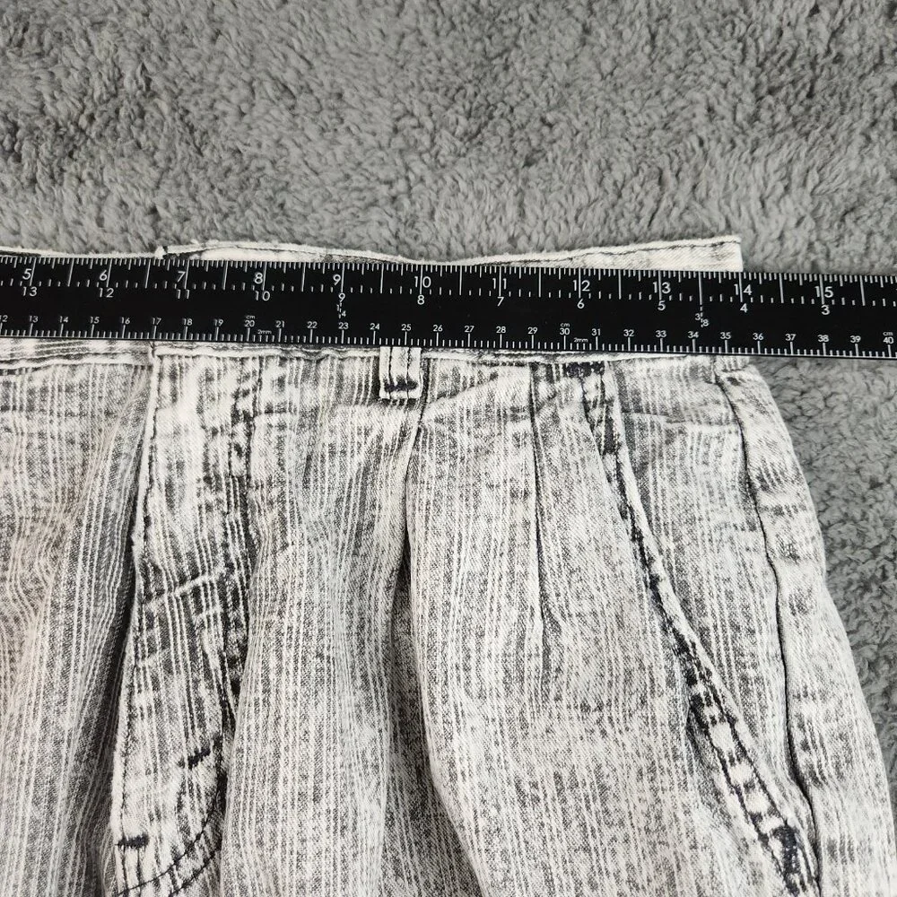 Vintage‎ Levi's SilverTab Loose Fit Baggy Jeans Men's 29x34 Tapered Pleated 80's